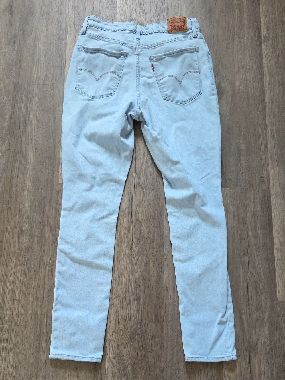 Levis slim fit